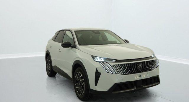 PEUGEOT 3008 Hybrid 145 e-DCS6 Panoramic Pack IN PROMO