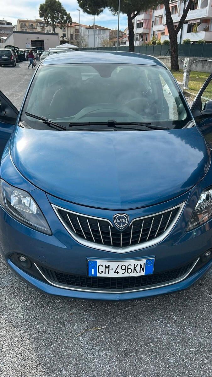 Lancia Ypsilon 1.0 FireFly 5 porte S&S Hybrid Alberta Ferretti