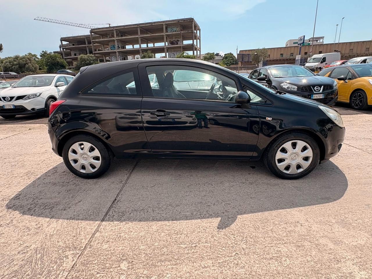 Opel Corsa 1.2 3 porte Club