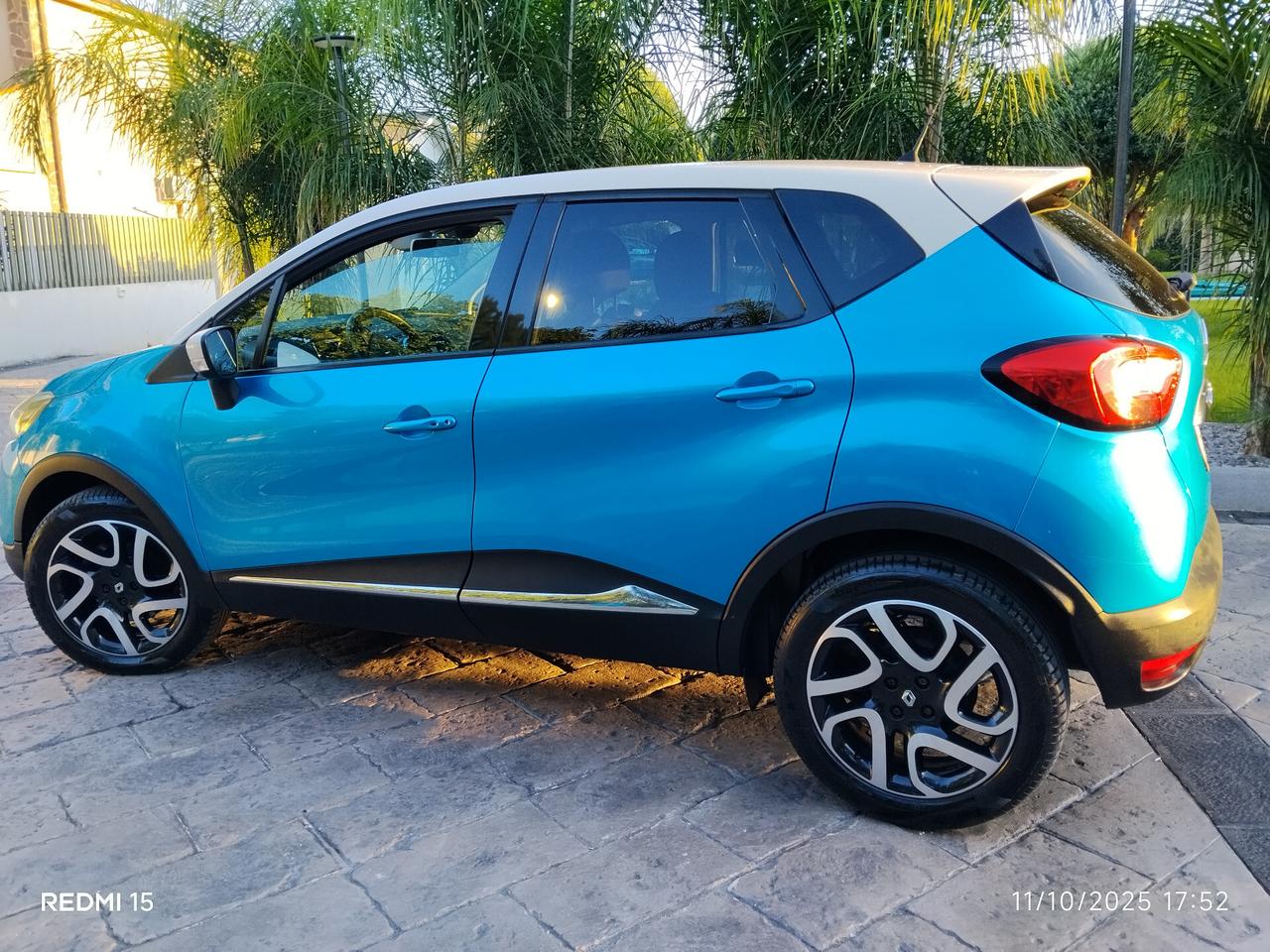 Renault Captur 1.5 diesel 110 CV 6 marce full optional
