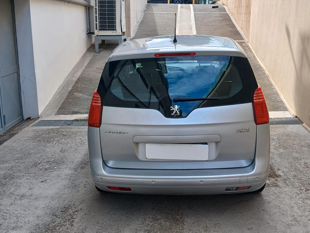 Peugeot 5008 1.6 HDI 116CV Business