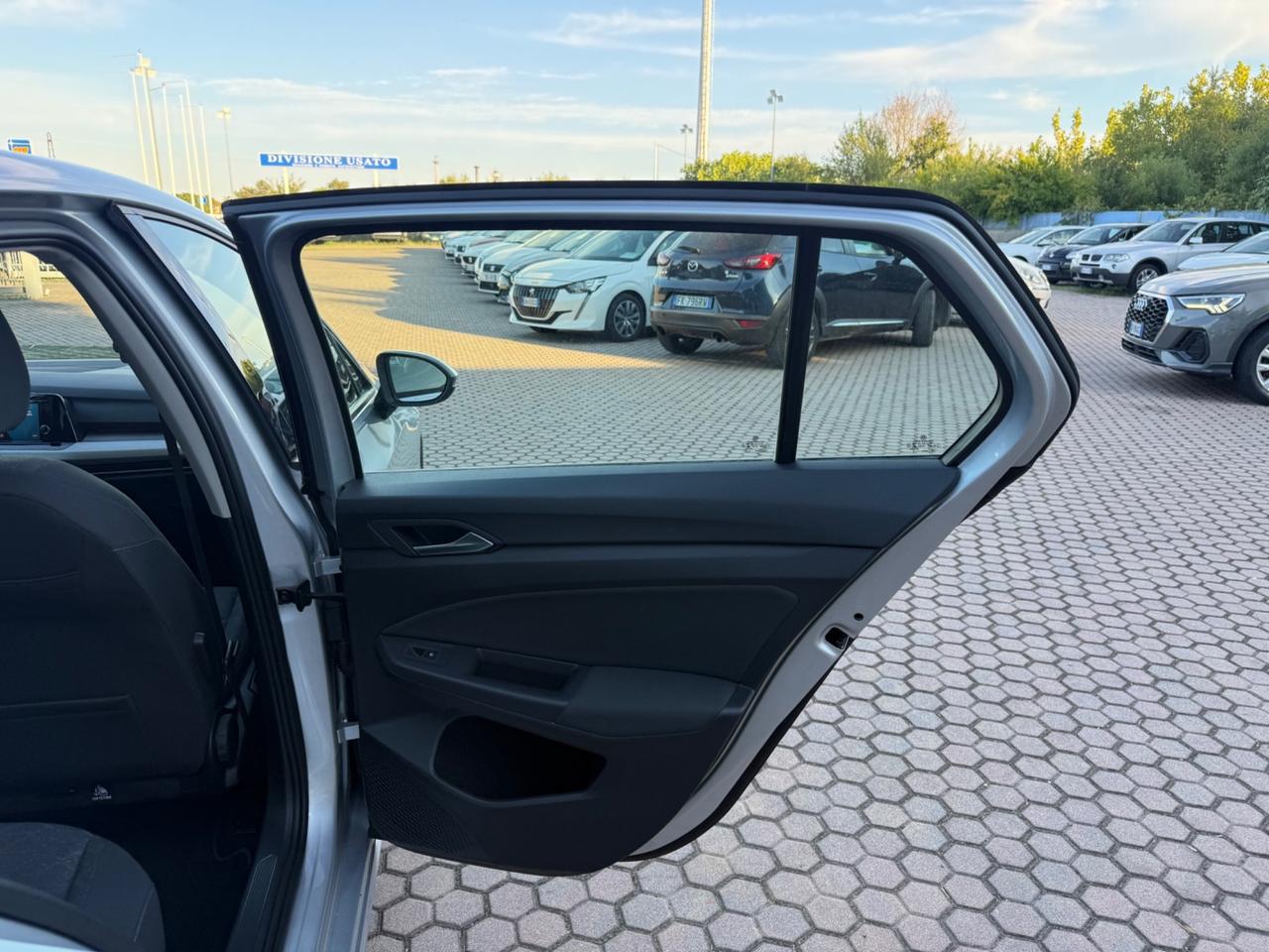 Volkswagen Golf 2.0 TDI 115 CV DSG SCR Life