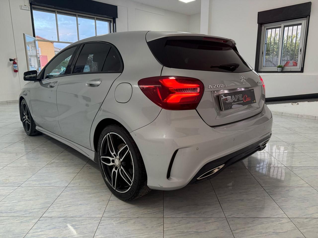 Mercedes-benz A 200 Premium AMG