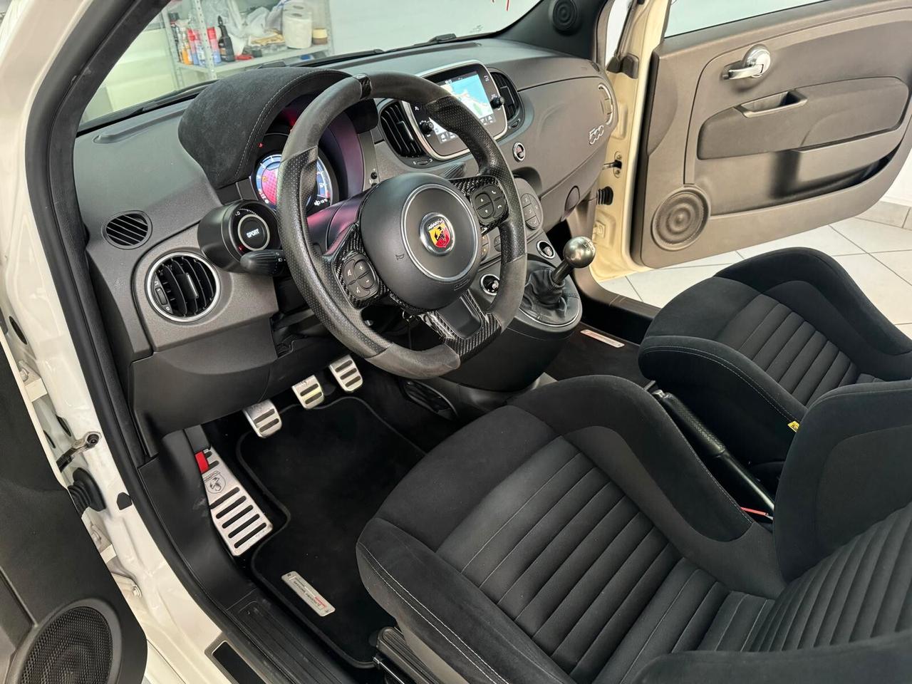 Abarth 595 Competizione 180 CV
