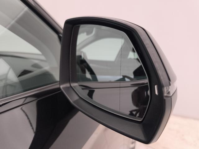 AUDI Q5 40 2.0 tdi mhev 12V S line quattro s-tronic