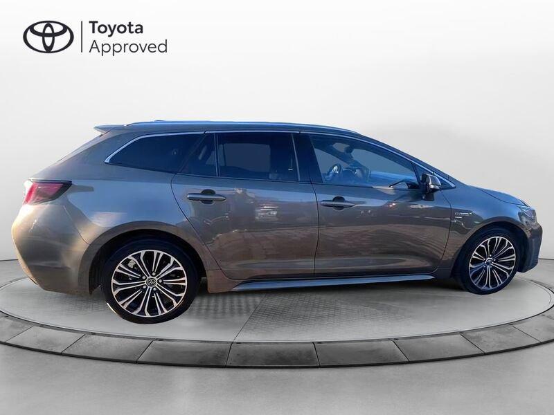 Toyota Corolla TS 1.8 hybrid Style CVT