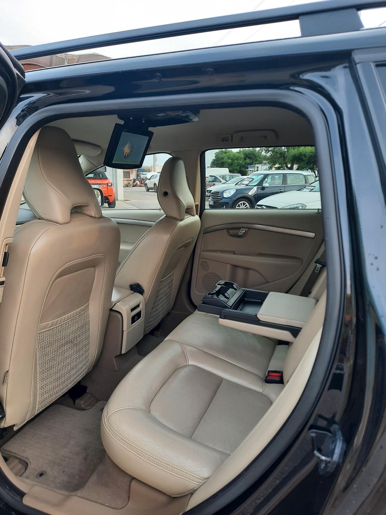 Volvo XC 70 XC70 D5 185CV AWD Summum
