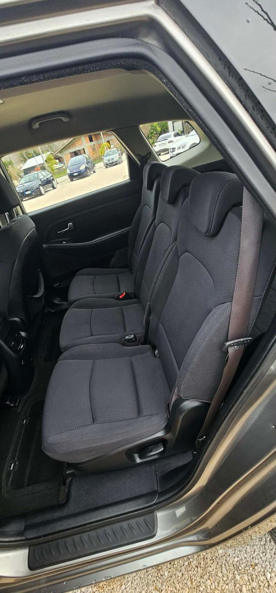 Kia Carens 1.7 CRDi 115 CV Cool