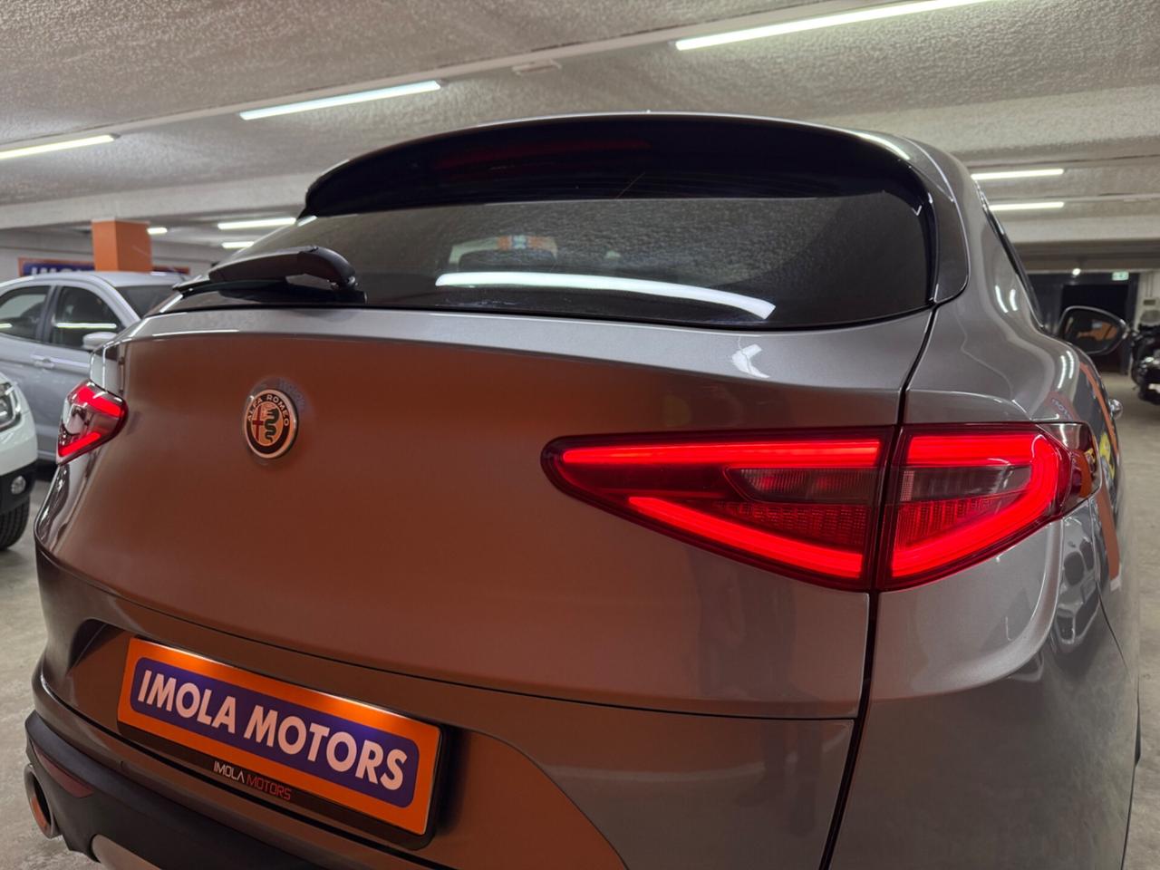 Alfa Romeo Stelvio 2.2 Turbodiesel 160 CV AT8 RWD Business