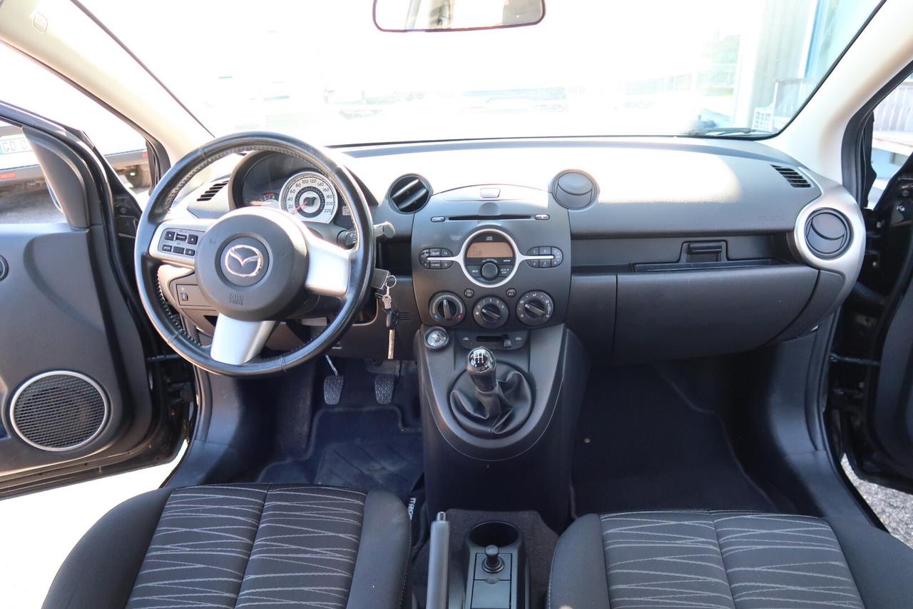 Mazda 2 1.3 16V 75CV 5p. Play