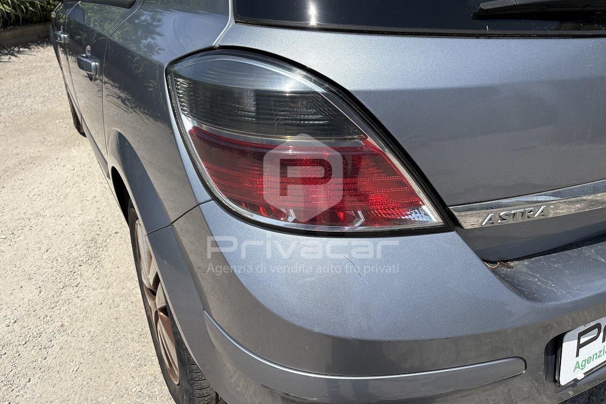OPEL Astra 1.7 CDTI 110CV 5 porte Cosmo