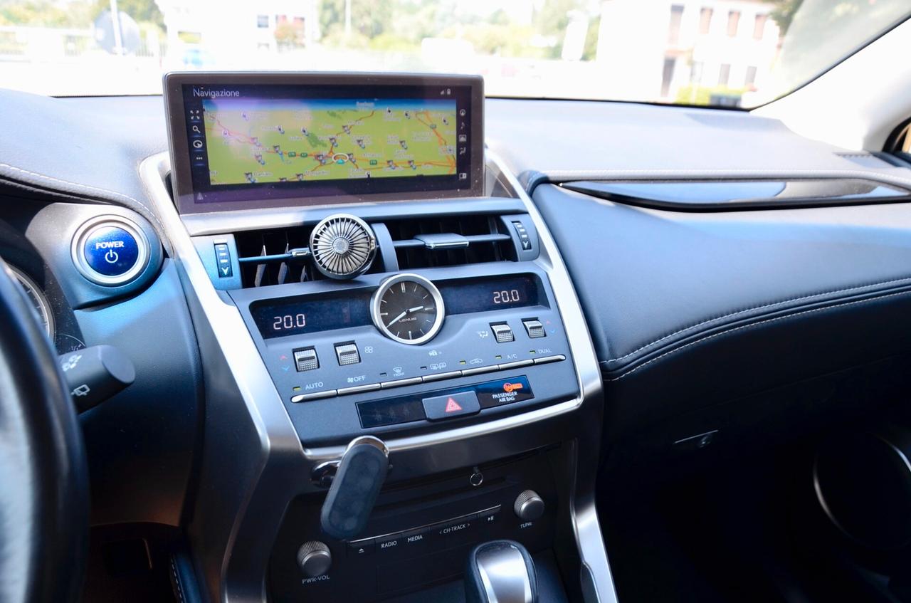 LEXUS NX 300h 2.5 BUSINESS 2WD 197cv CVT, EURO 6C, UFF ITALIANA, SERVICE LEXUS, FARI LED, NAVI, RETROCAMERA, PERMUTE