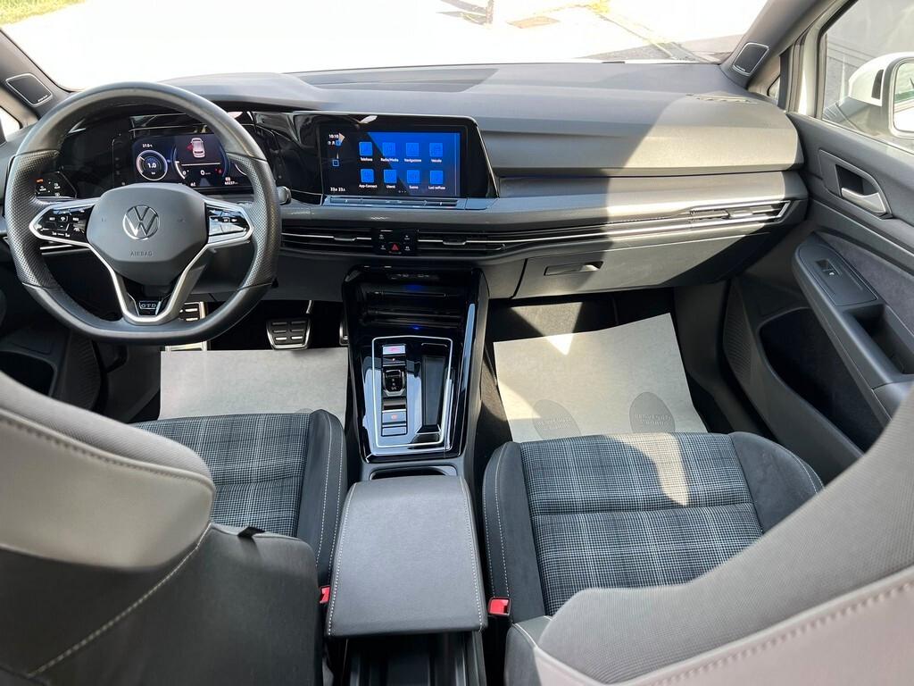Volkswagen Golf 2.0 TDI DSG GTD
