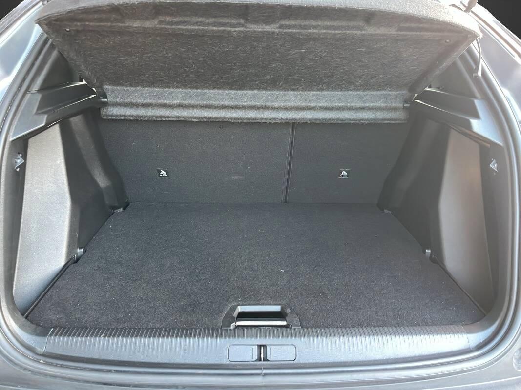 Peugeot 2008 1.2 puretech Active Pack s&s 100cv