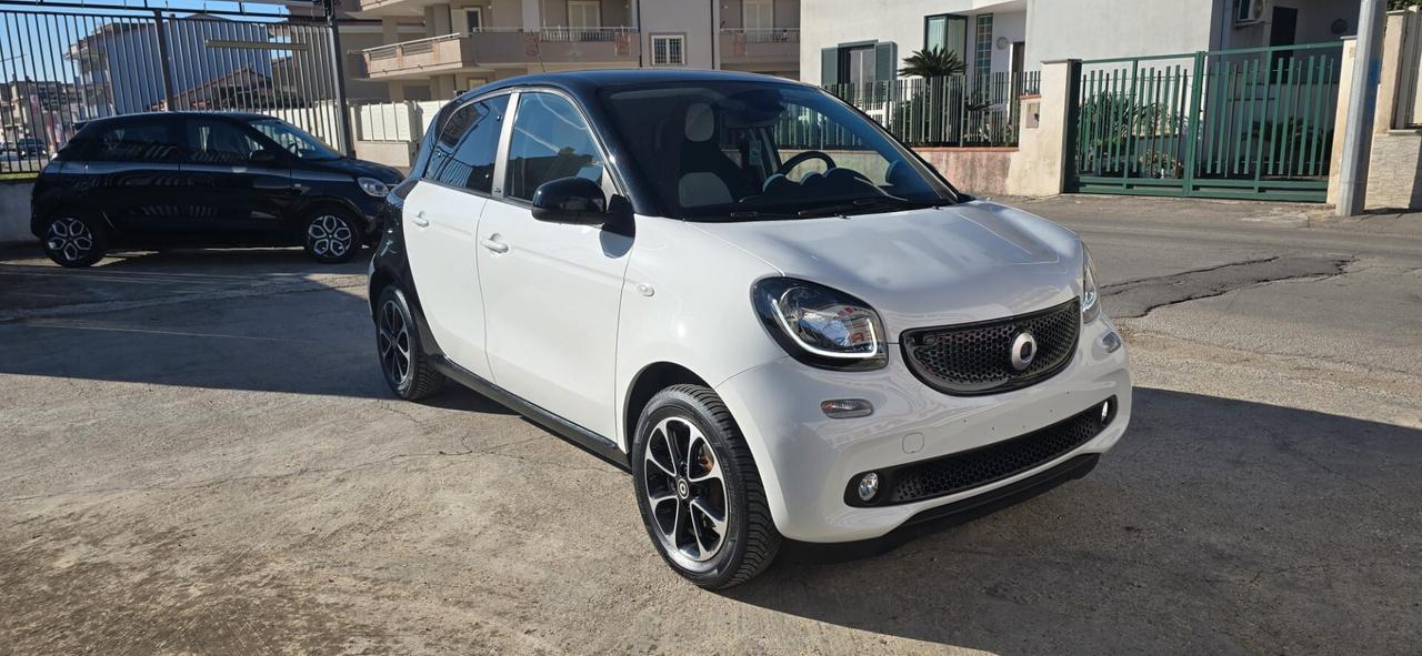 Smart ForFour 70 1.0 Passion