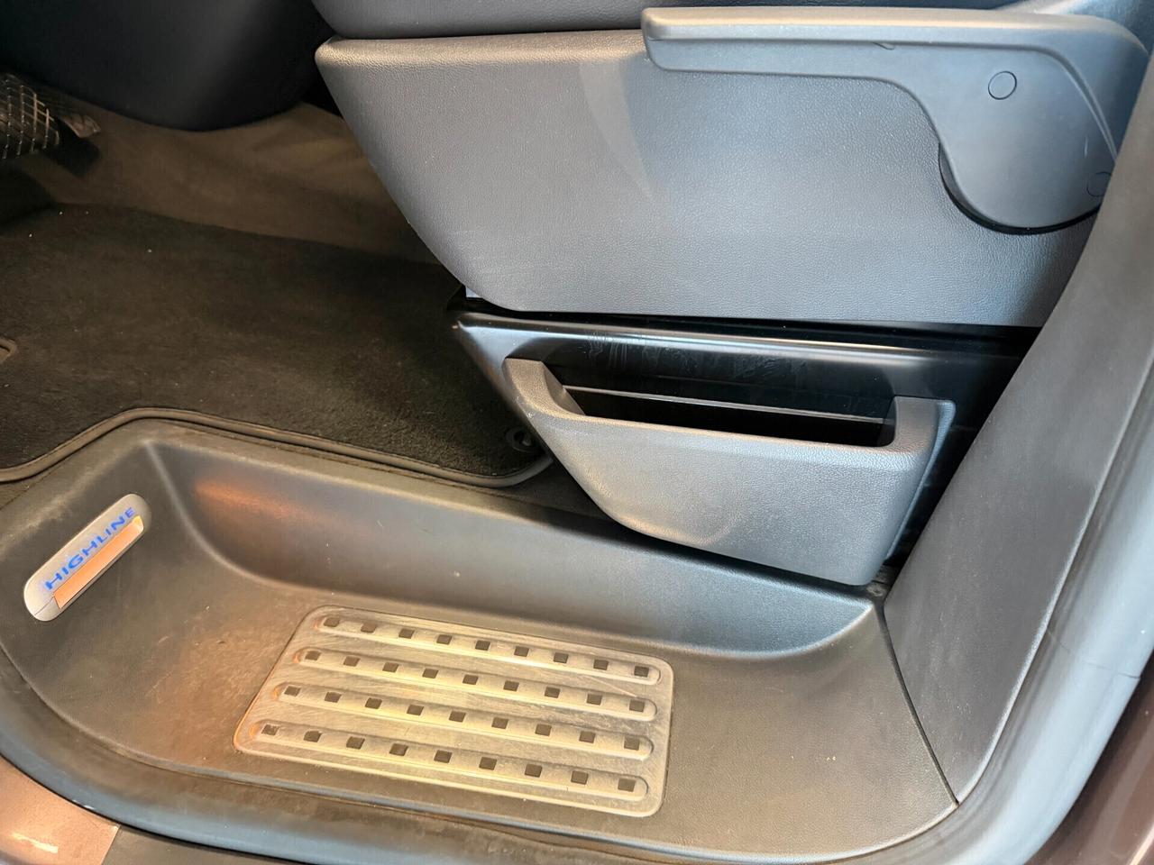 Volkswagen Multivan 2.0 BiTDI 180CV DSG Highline Pacchetto Notte