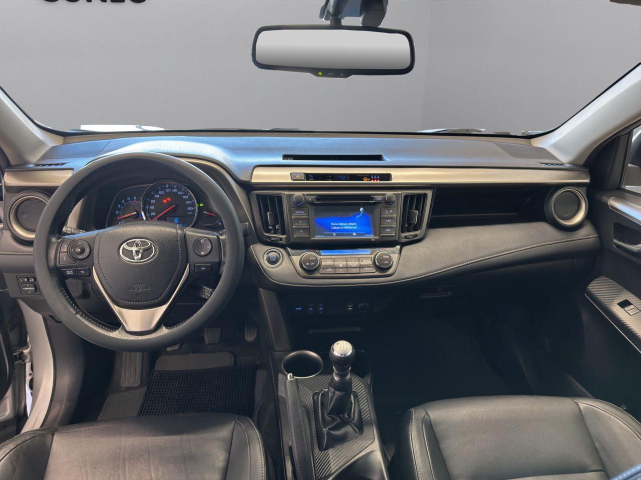 Toyota Rav4 2.2 D-4D 4WD MT STYLE MY12