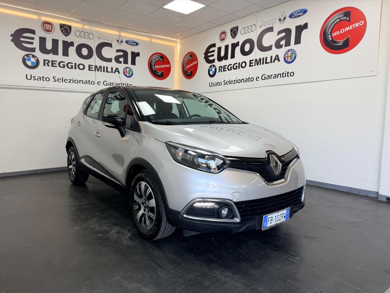 Renault Captur 1.5 dCi 8V 90 CV Energy Iconic Neopatentati 12/2015 Euro 6B
