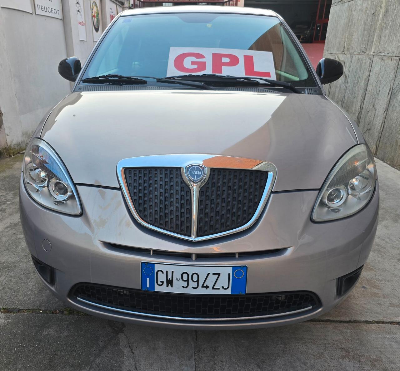 Lancia Ypsilon 1.2 69 CV GPL