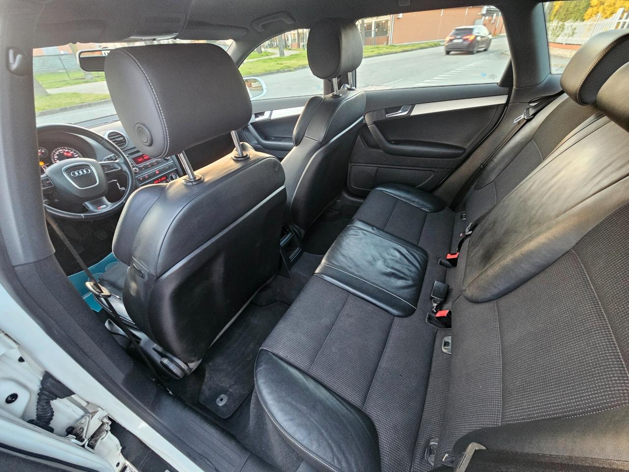 Audi A3 SPB 2.0 TDI F.AP. quattro S LINE EURO5