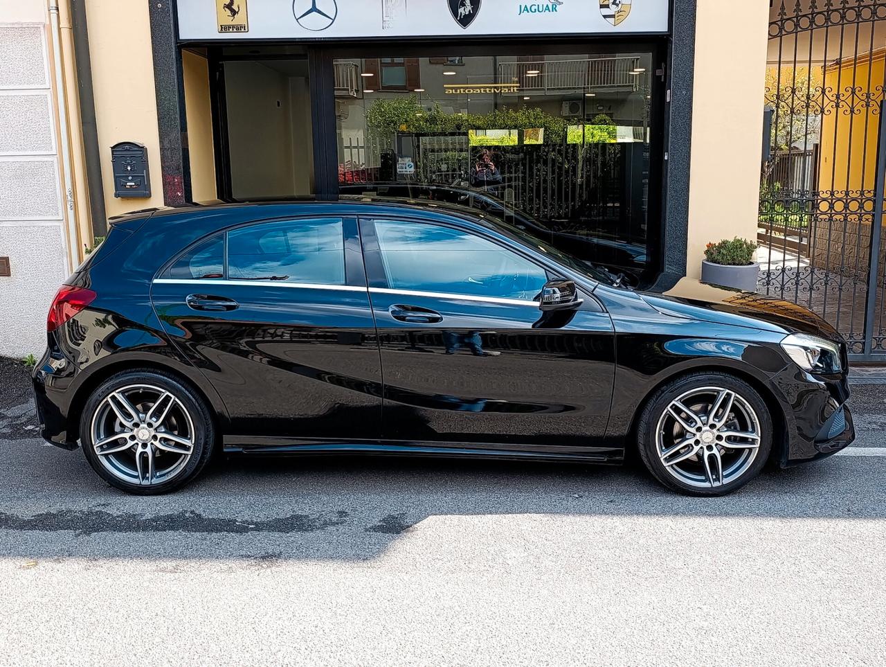 Mercedes-benz A 180 d Premium
