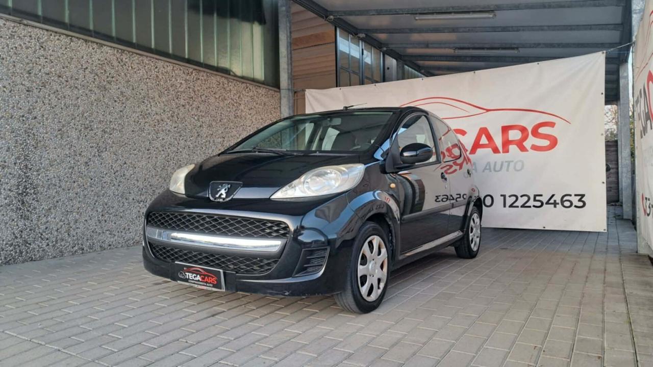 Peugeot 107 1.0 68CV 5p. Desir