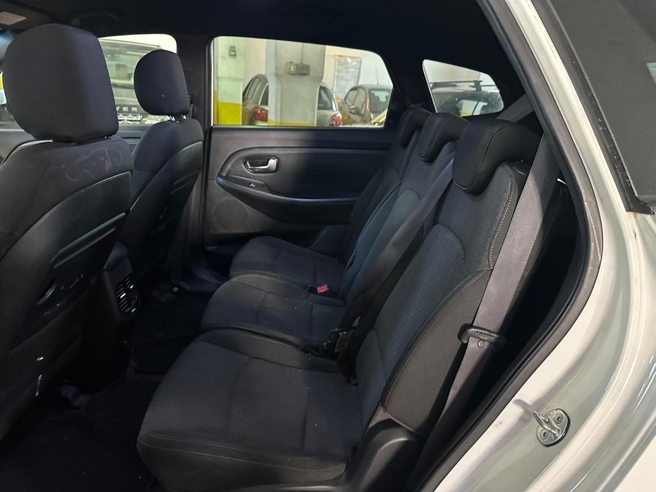 Kia Carens 1.7 CRDi 141 CV Platinum