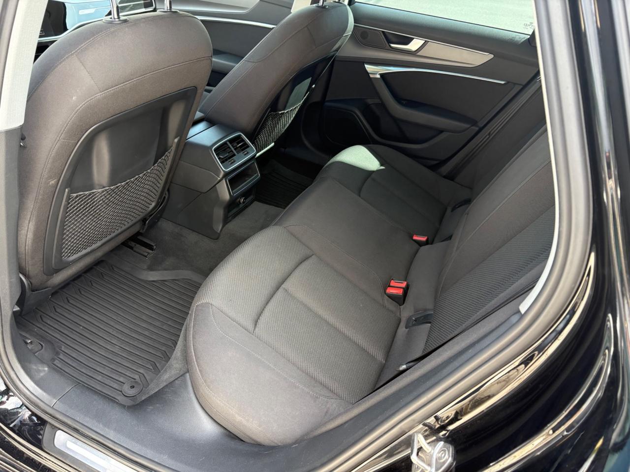 Audi A6 Avant 40 2.0 TDI S tronic Business Sport