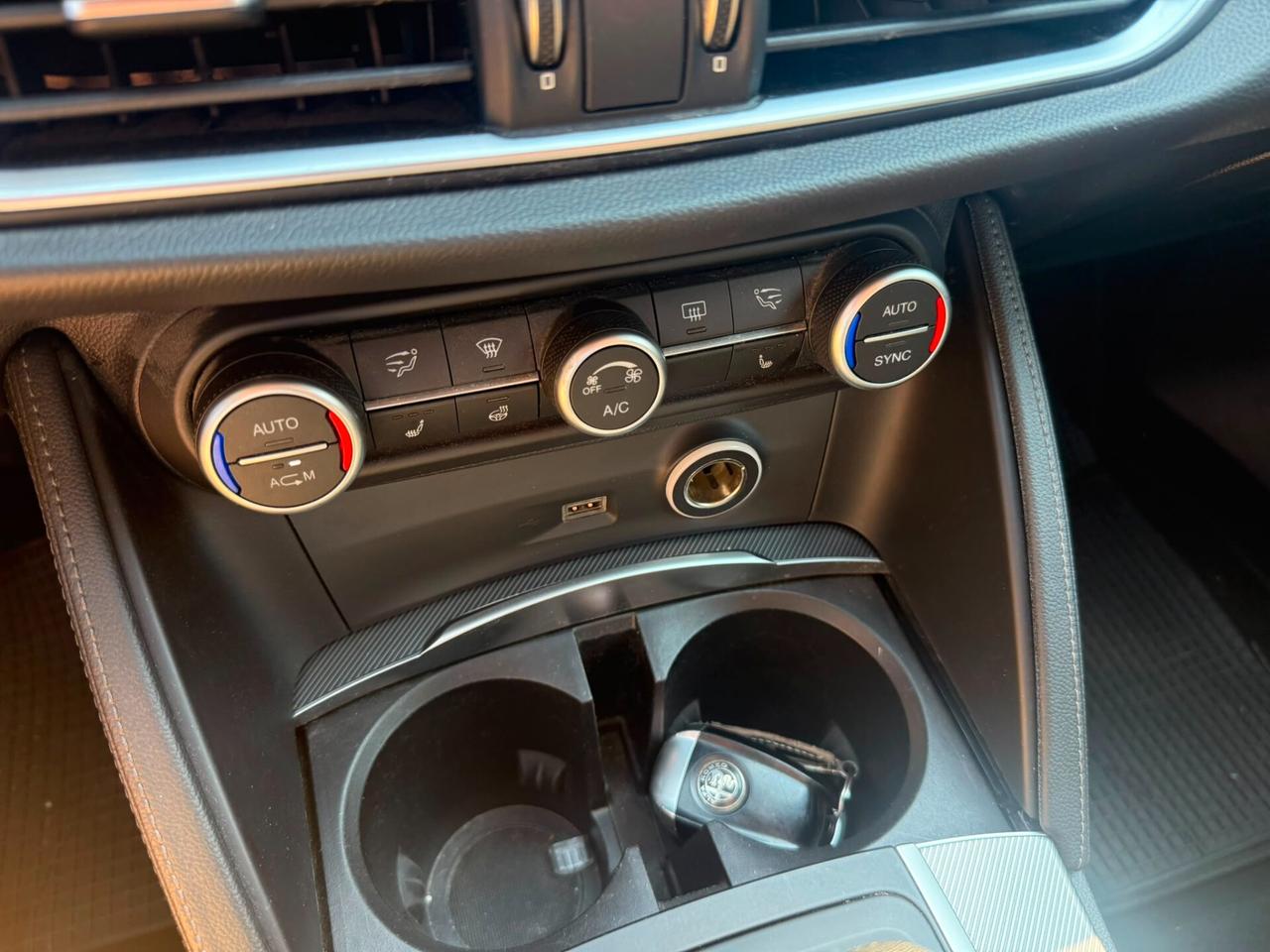 Alfa Romeo Stelvio 2.2 Turbodiesel 210 CV AT8 Q4 Super