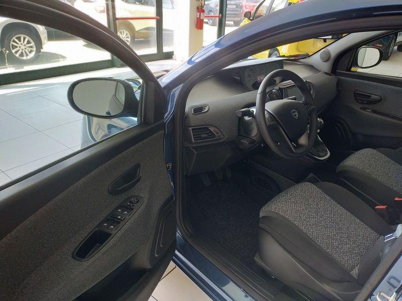 Lancia Ypsilon 1.0 FireFly 5 porte S&S Hybrid Silver Plus KM0
