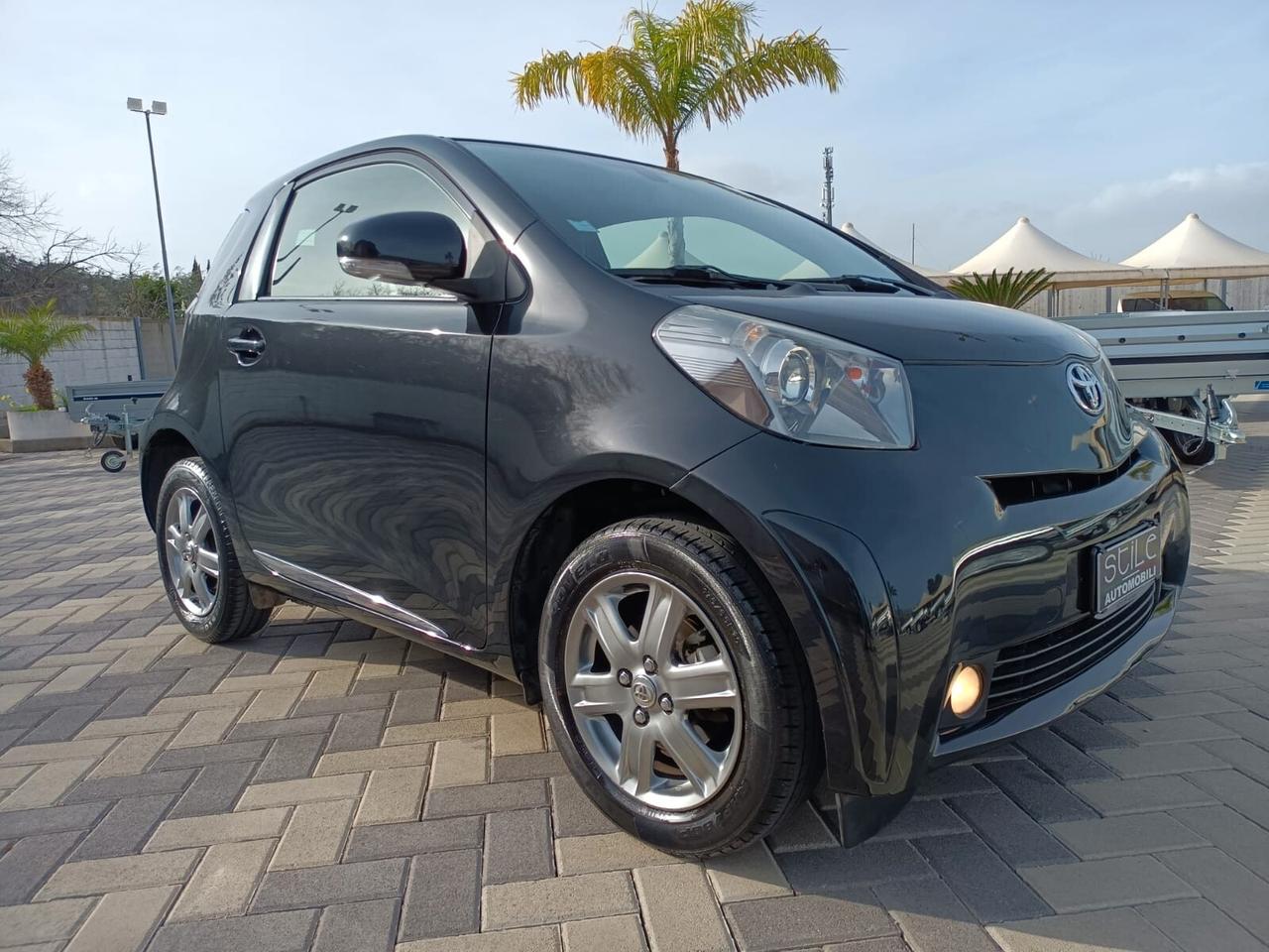 Toyota iQ Turbodiesel 1.4 90 cv 6 marce 4 POSTI