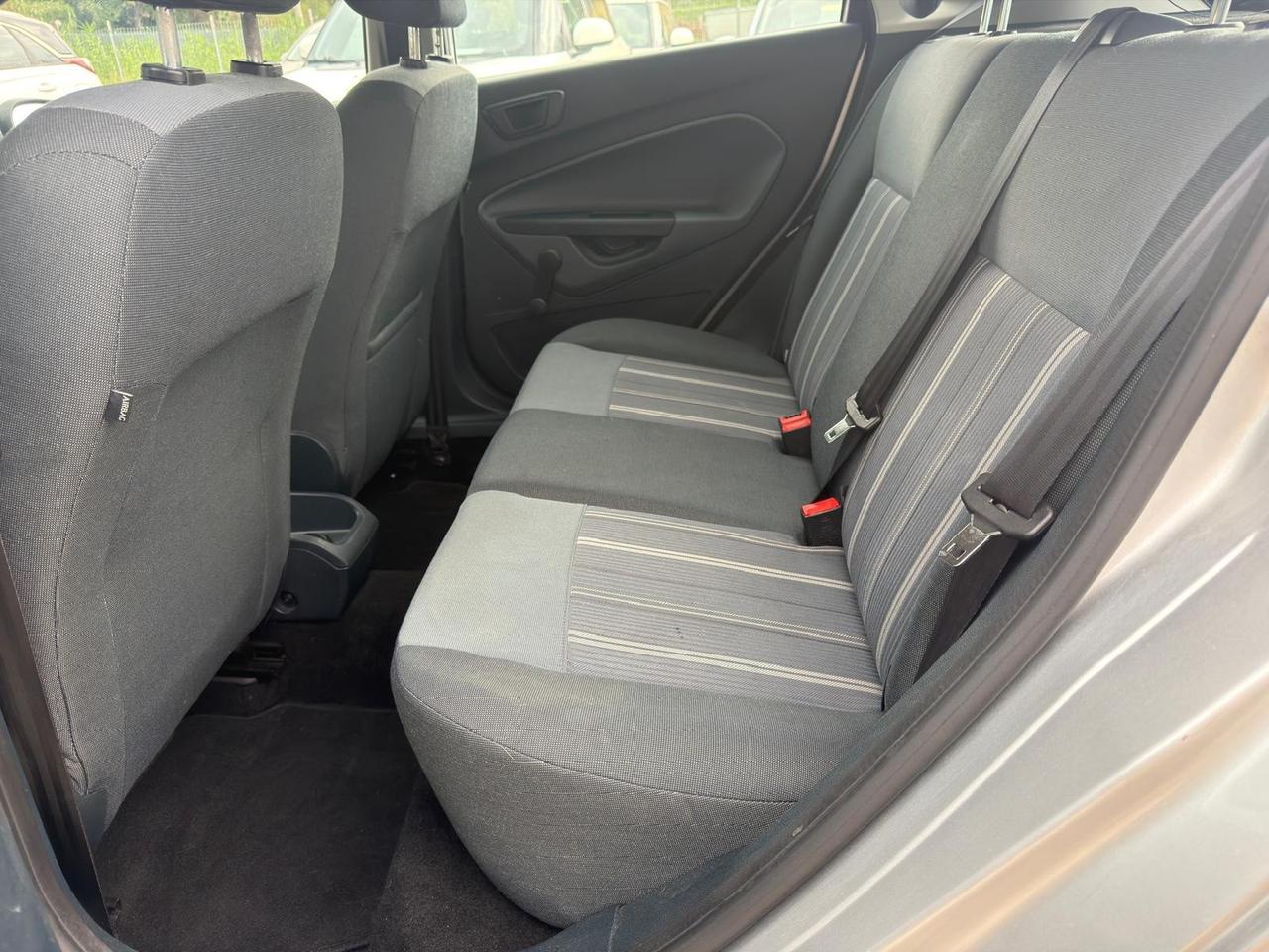 Ford Fiesta 1.4 TDCi 5p. Titanium