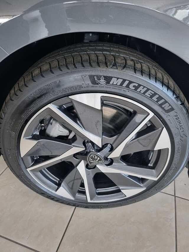 Peugeot 308 HDi 130 EAT8 Allure - KM ZERO