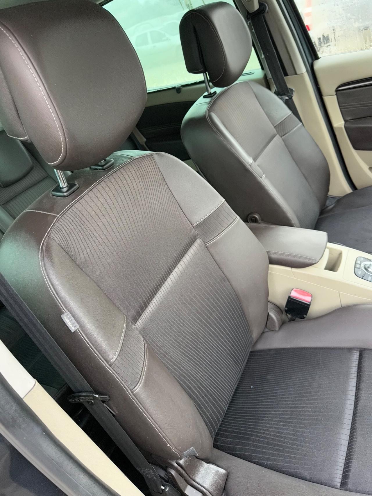 Renault Scenic 1.5 dCi 110CV garanzia 1 anno