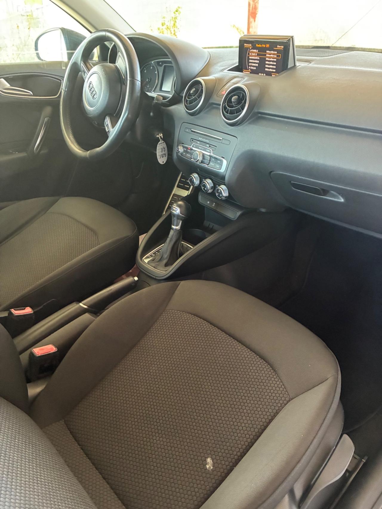 Audi A1 1.4 TDI S tronic Metal plus
