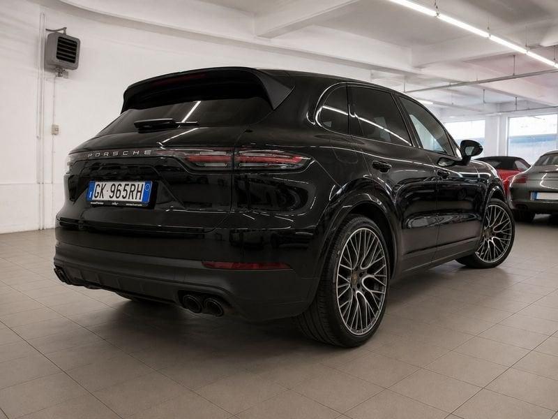 Porsche Cayenne 3.0 V6