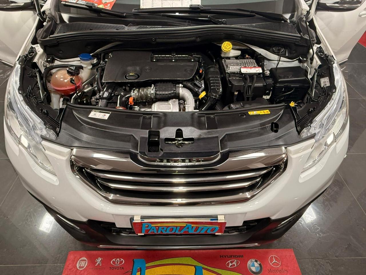 Peugeot 2008 1.6 e-HDi 92cv Urban Cross - 2014