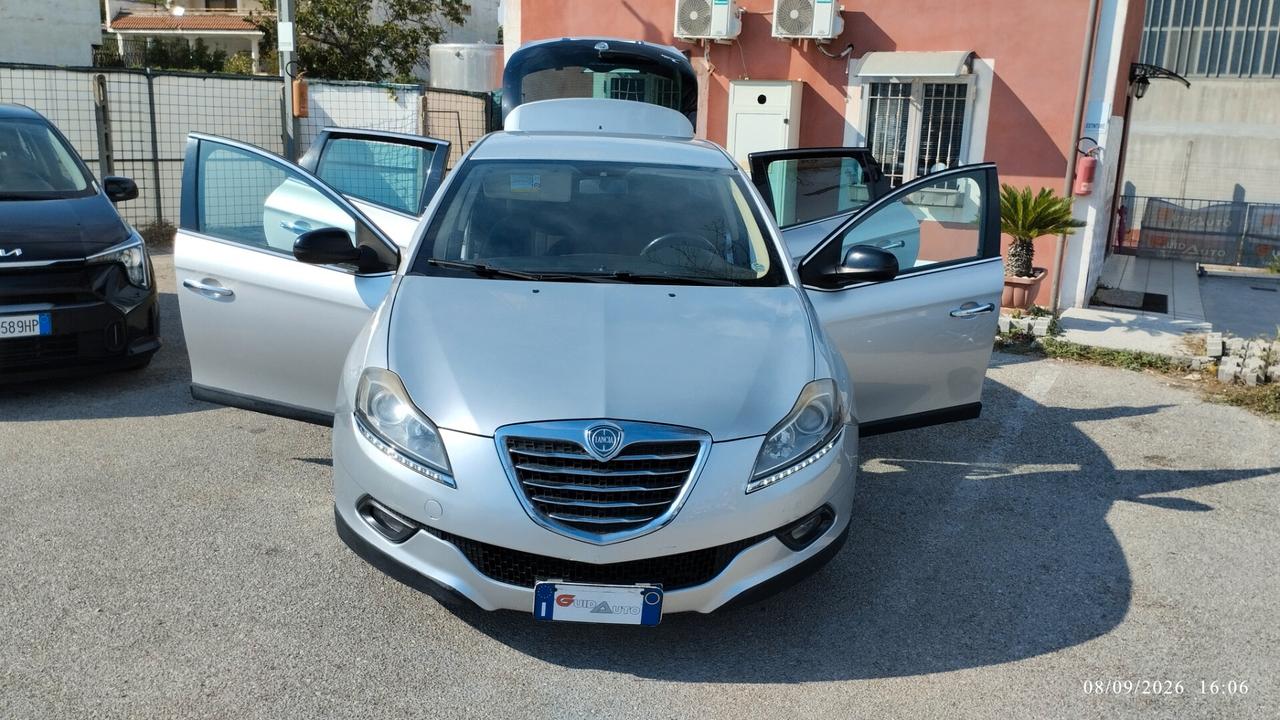 Lancia Delta 1.6 MJT DPF 120 CV PLATINO