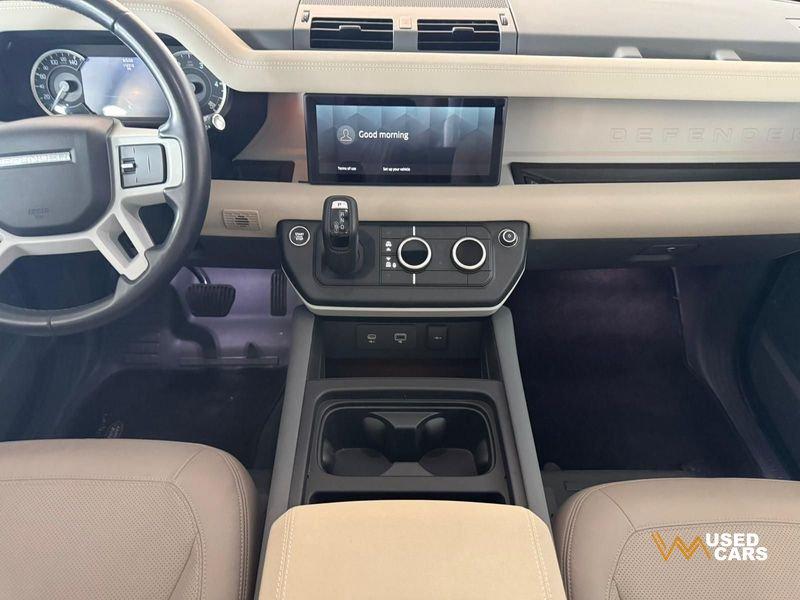 Land Rover Defender 3.0D I6 200 110 SE AWD auto.