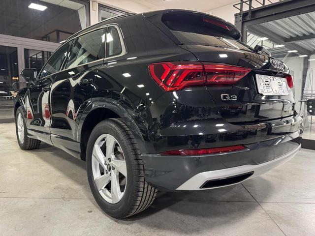 AUDI Q3 35 TDI S tronic Business Advanced