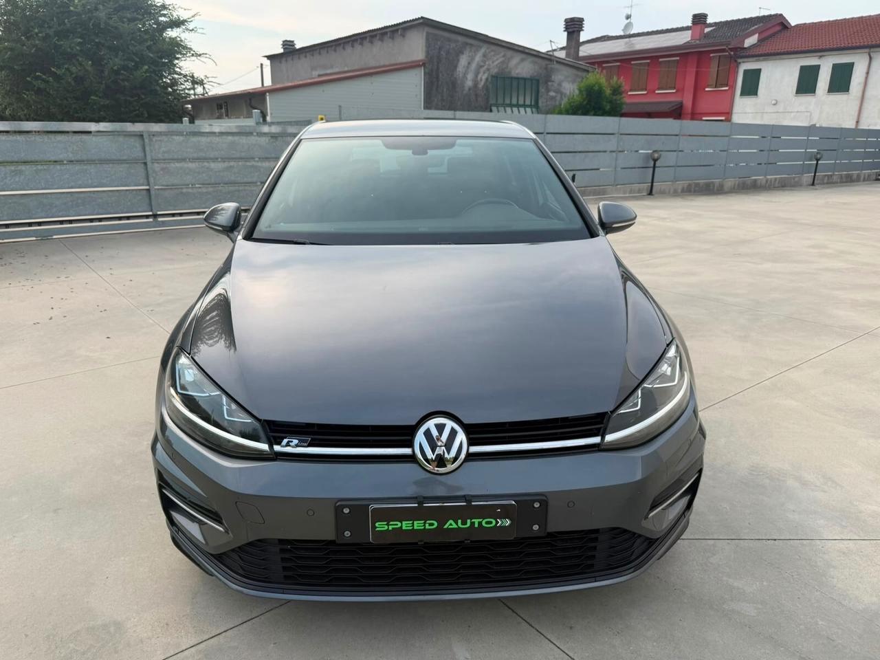 Volkswagen Golf 7.5 1.6 TDI R-LINE