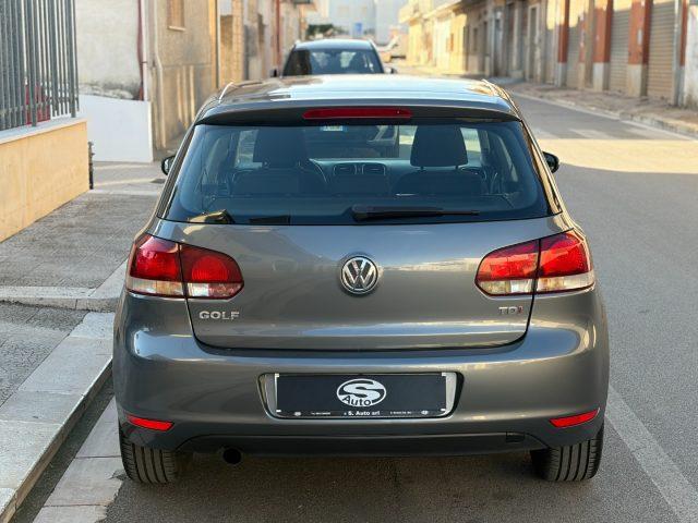 VOLKSWAGEN Golf 1.6TDI DSG Highline