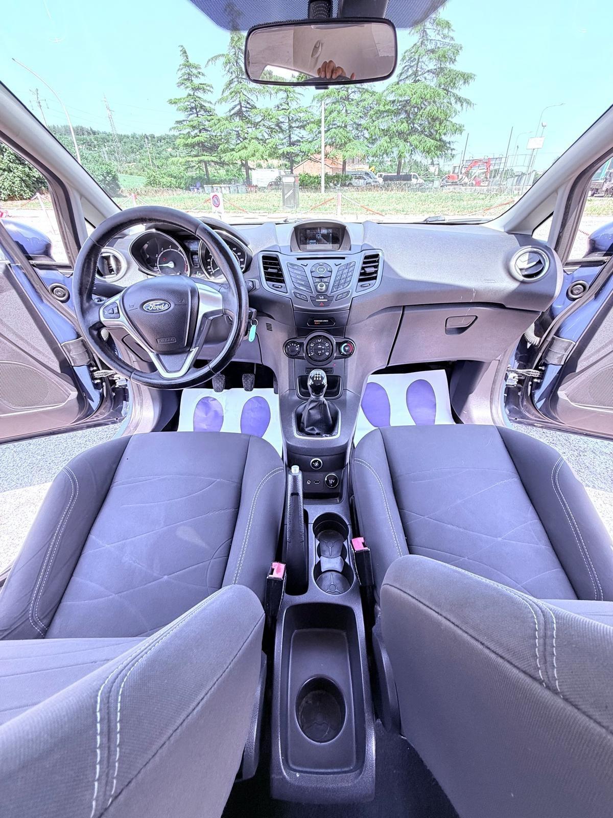 Ford Fiesta 1.4 5 porte Bz.- GPL Ok neopatentati