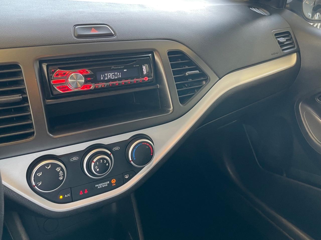 Kia Picanto 1.0 68cv Benz 5 porte Style Neopatentati