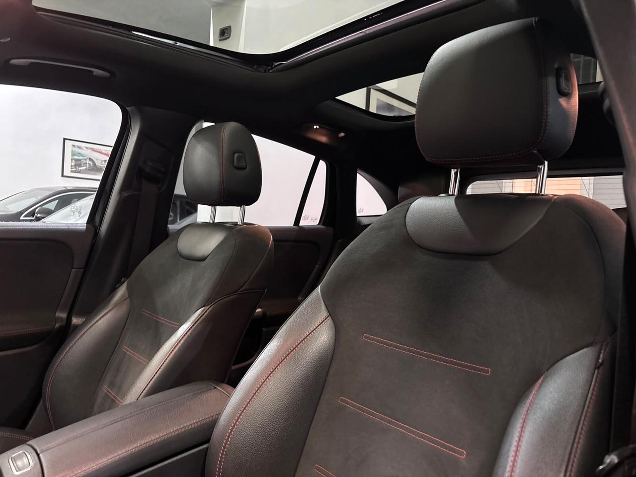 MERCEDES-BENZ GLA 200D PREMIUM AMG TETTO-NAVI-MULTIBEAM