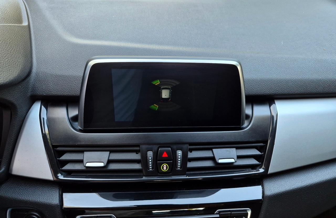 Bmw 218i Active Tourer Business Automatica