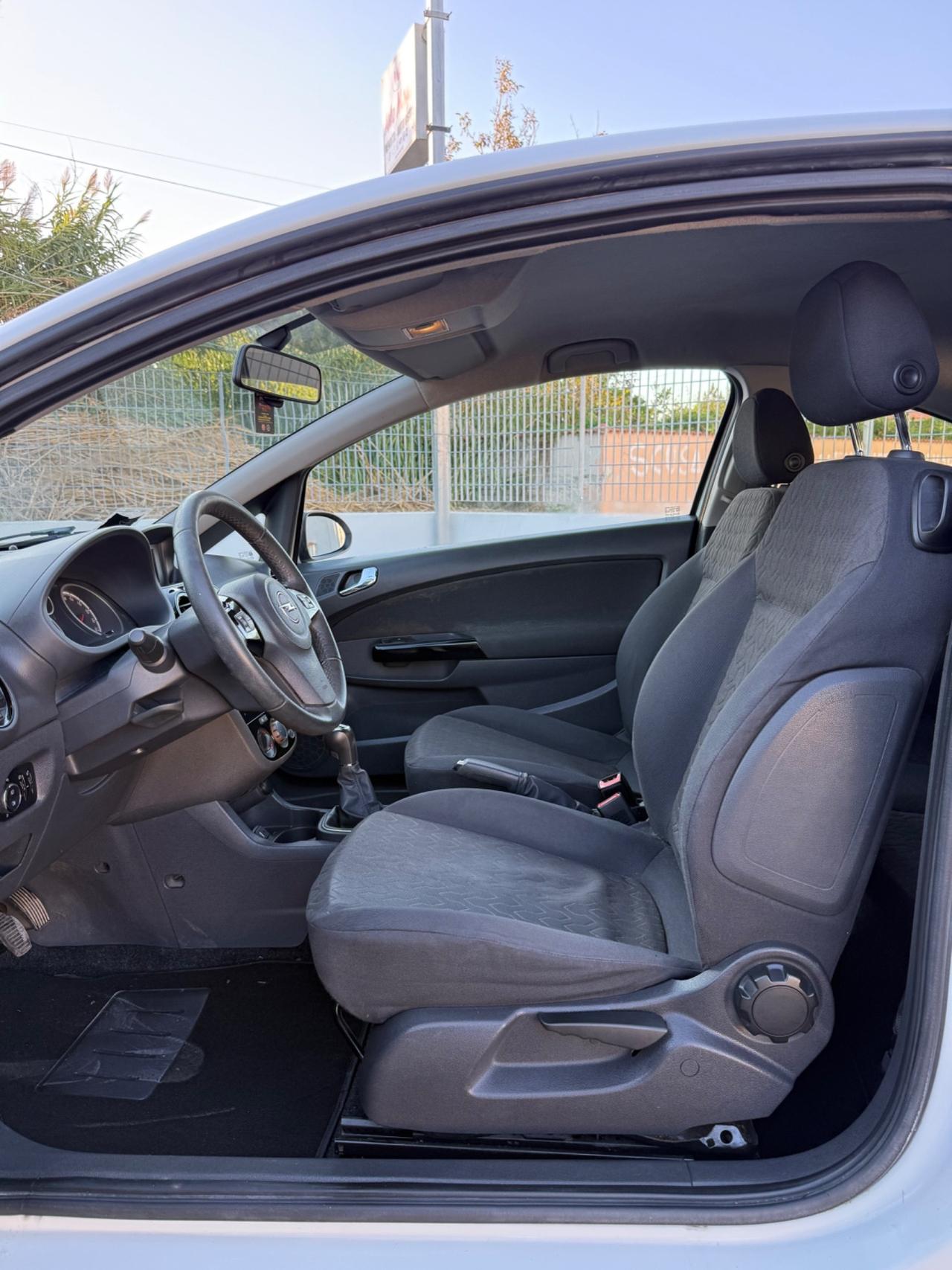 Opel Corsa 1.2 85CV 3 porte GPL-TECH Ecotec