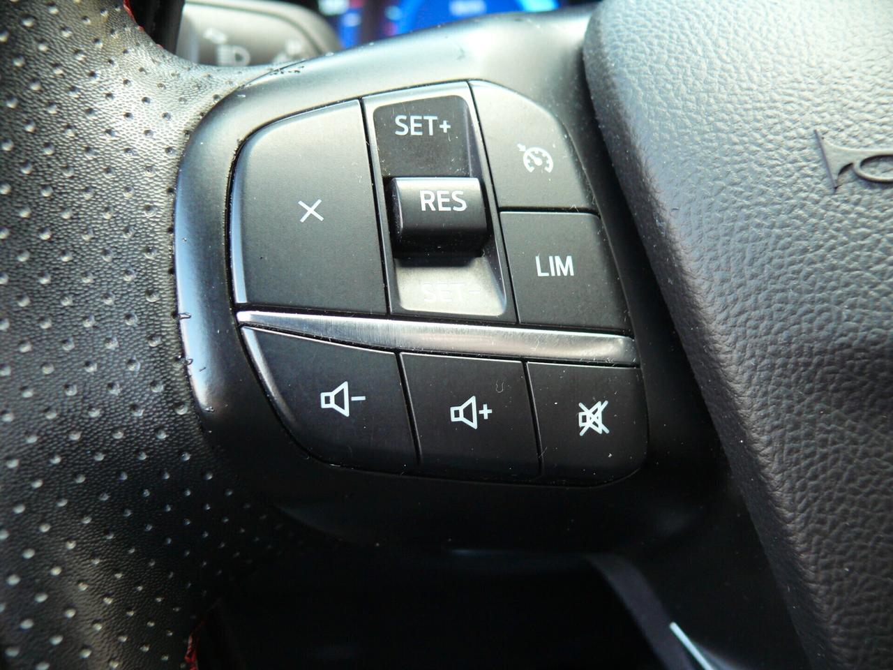 Ford Kuga ST-Line (M1253)