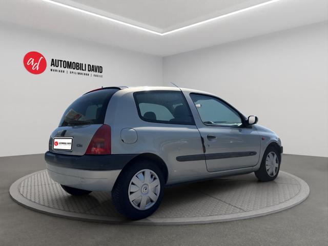 RENAULT Clio 1.4 16V cat 3 porte AUTOMATICA