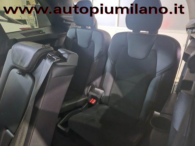 VOLVO XC90 B5 (d) AWD Geartronic 7 posti R-design